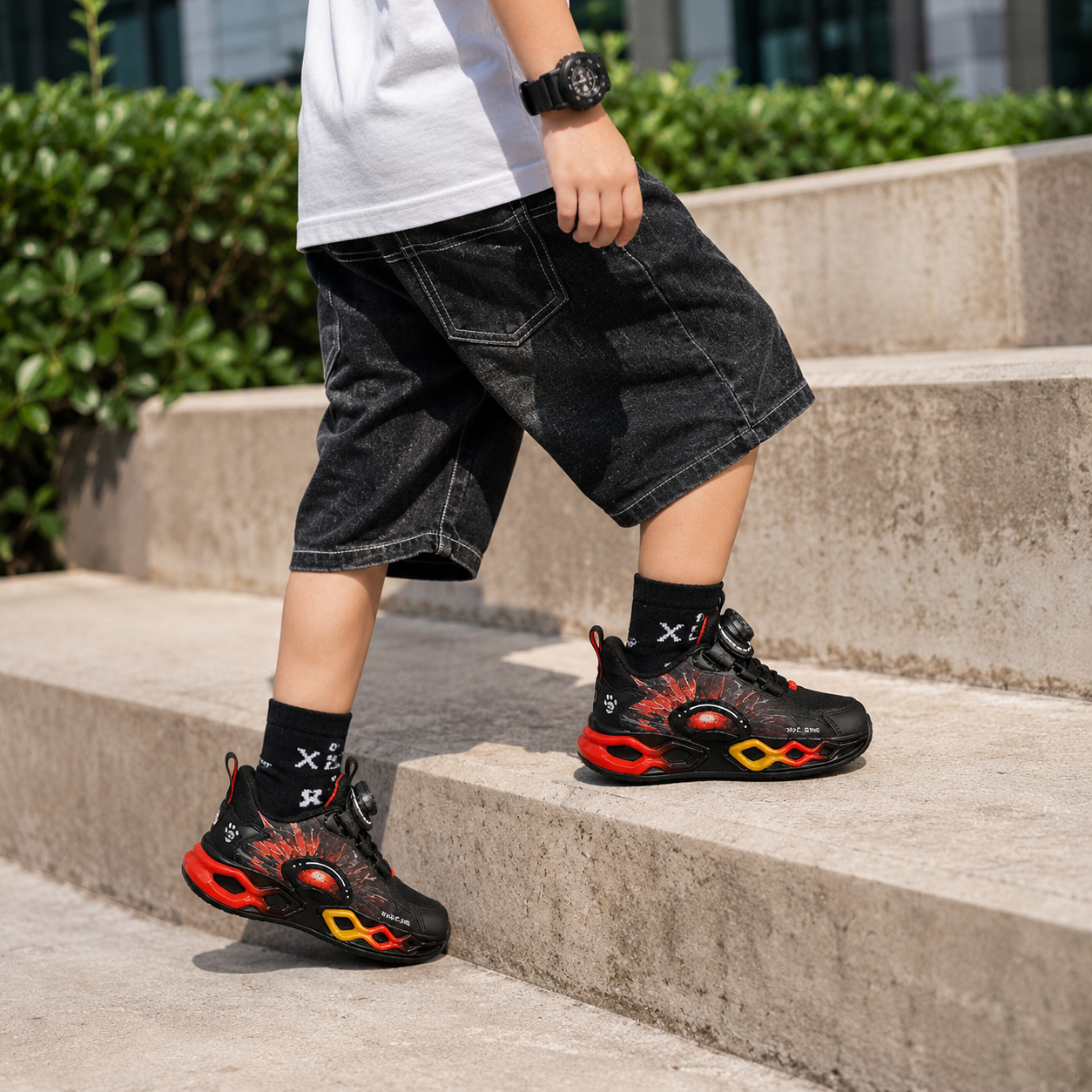 **Kids’ Sport Sneakers – Comfort, Style & Easy Fit 👟✨**