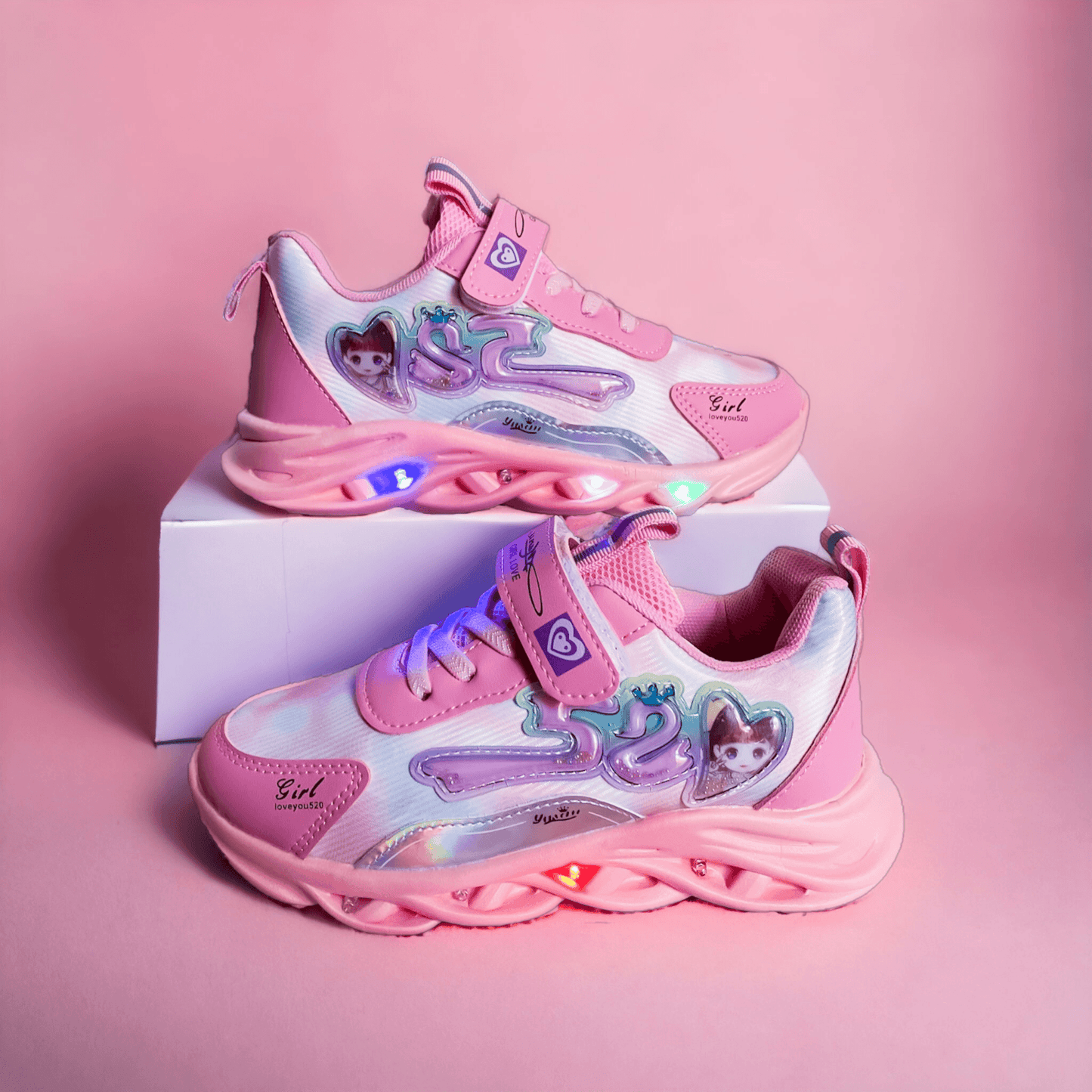Girls LED Light-Up Flashing Shoes: Fashionable Princess with Velcro fastener - IRRAKIDS