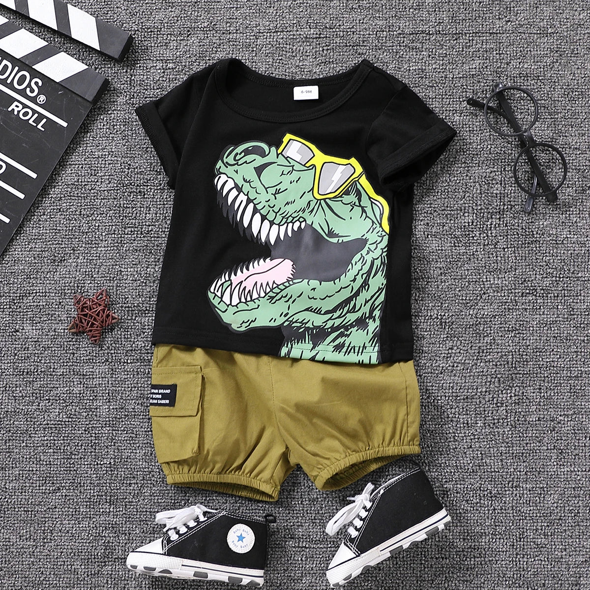 2pcs Baby Boy Dinosaur Print Glasses Tee & Cargo Shorts Summer Set,