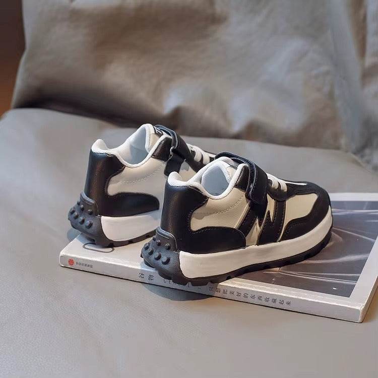 Kids' sneakers - super flexible and practical design with Velcro strap - IRRAKIDS