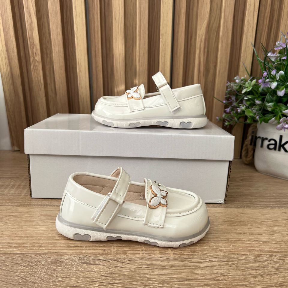 Chaussures à paillettes pour filles avec boucle papillon et lumières LED - pour un look élégant et lumineux
