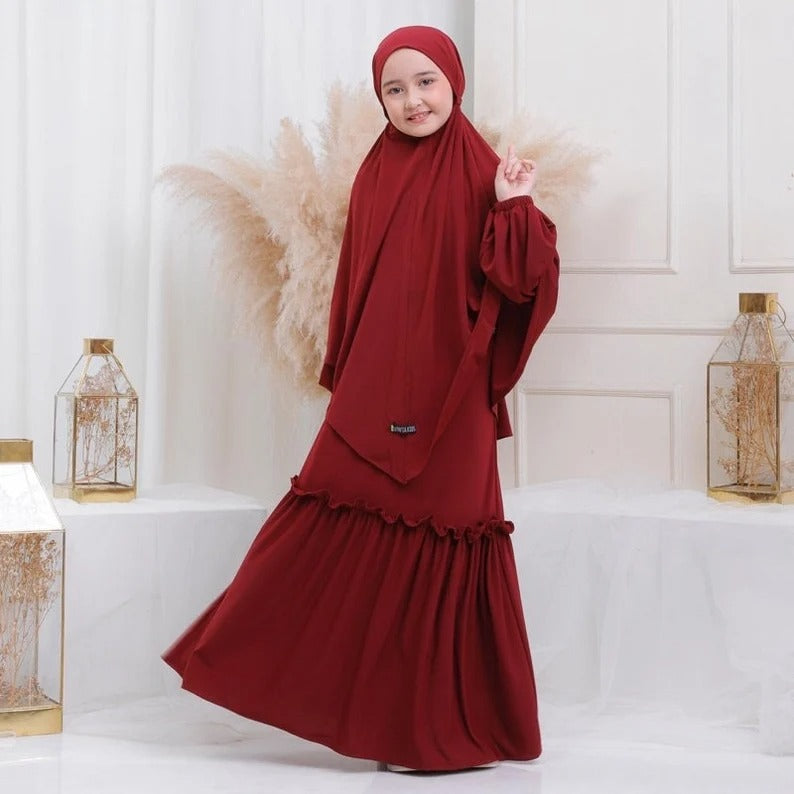 Élégante Abaya pour fille avec hijab assorti – Design doux et fluide