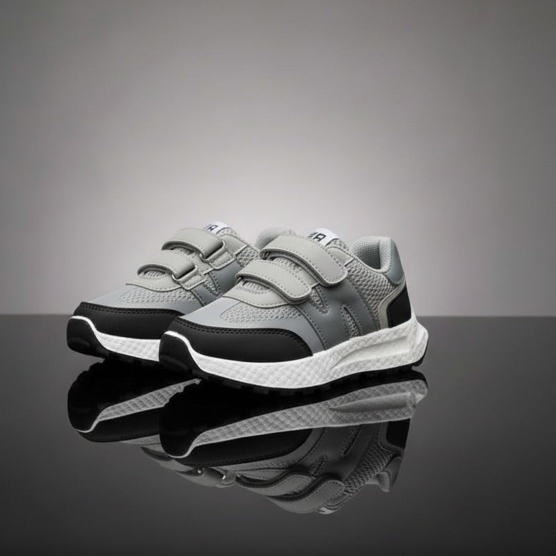 Fashionable children's sneakers made of high-quality materials - comfortable and lightweight for walking and playing