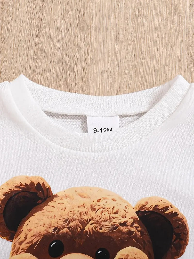 Ensemble 3 pièces pour garçon et fille : un t-shirt avec imprimé ours, un sweat à capuche et un pantalon de sport.Ensemble 3 pièces pour garçon et fille : un t-shirt avec imprimé ours, un sweat à capuche et un pantalon de sport.