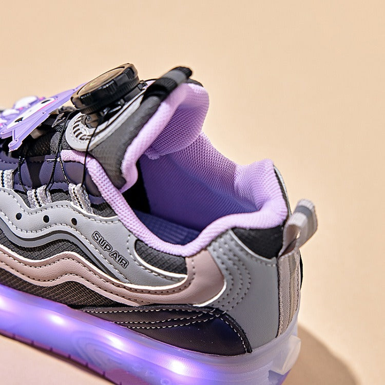 Kids' Light-Up Sneakers with Retractable Wheels - Fashionable Design with LED Light