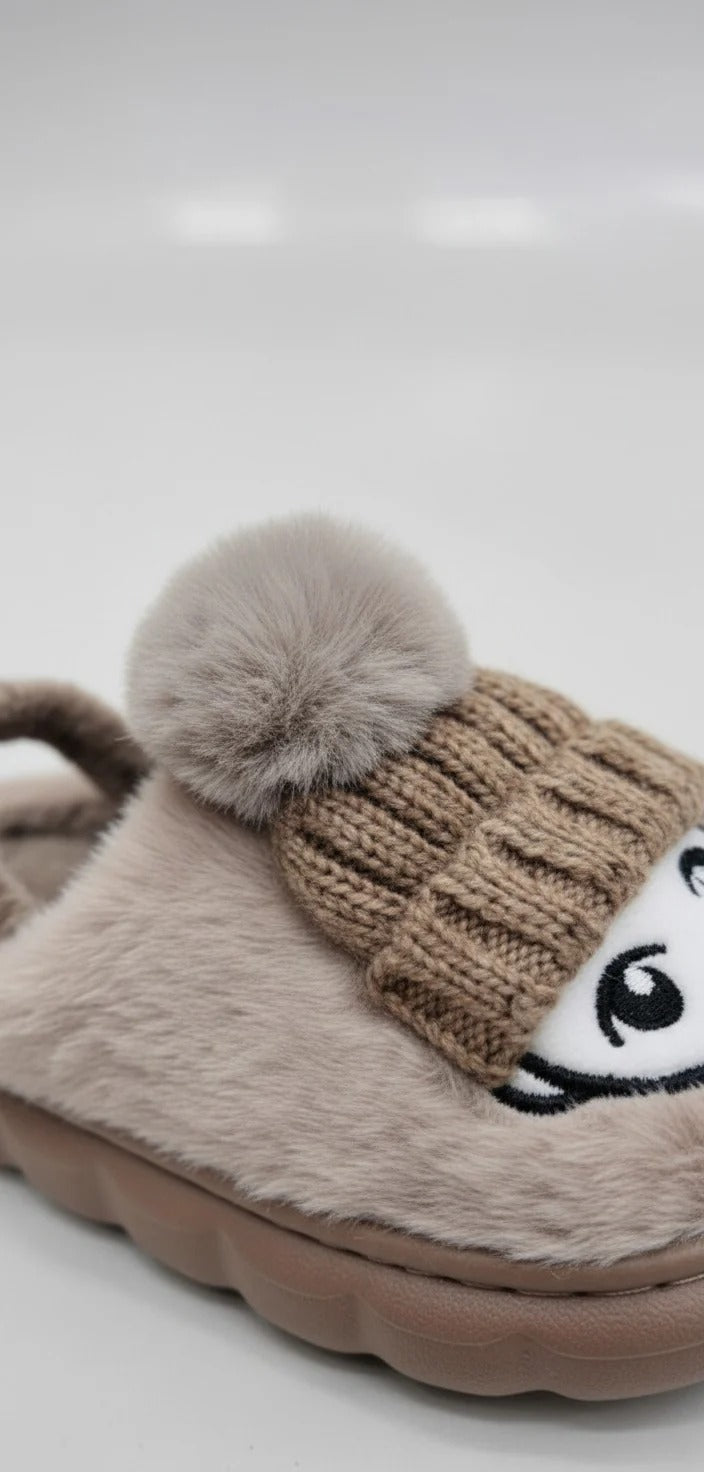 "Chaussons d'hiver chauds à motifs de dessins animés pour enfants - Confort et plaisir à chaque pas !"