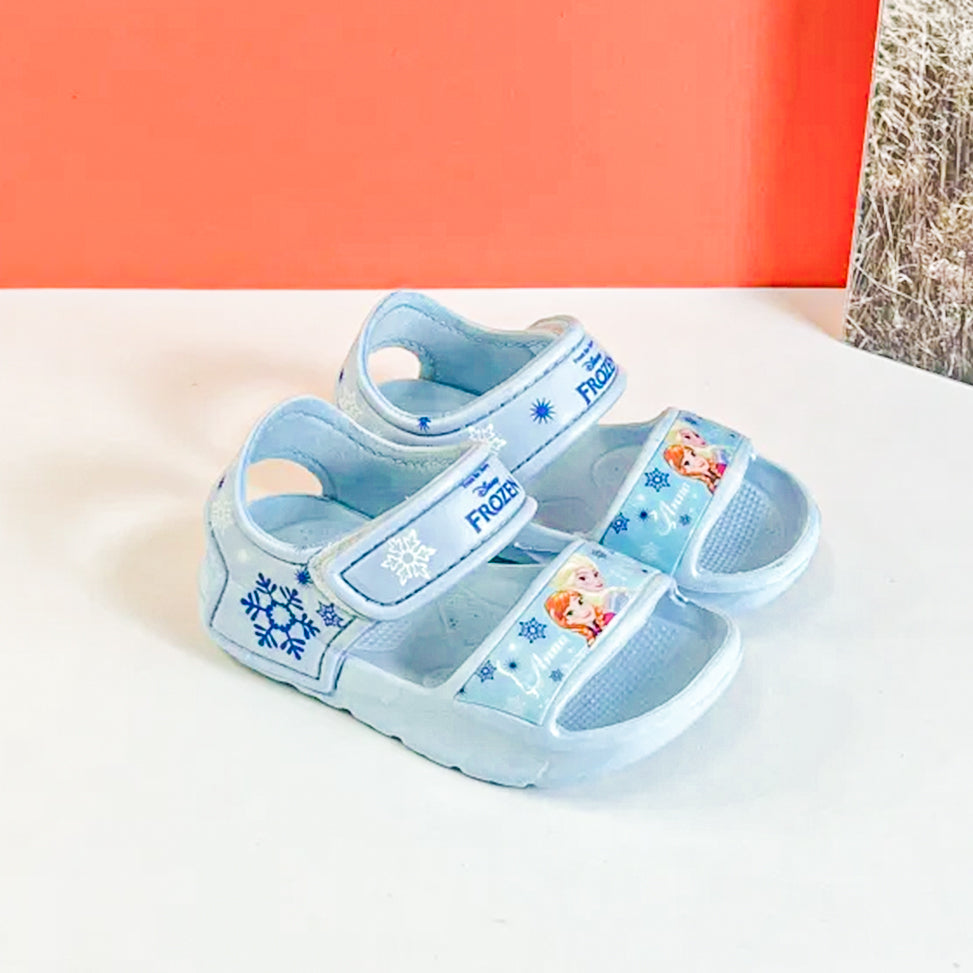 Frozen Dreams Blossom: Girls' Sandals Featuring Princess Prints