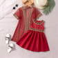 Robe élégante en satin et tulle pour fille avec cape en dentelle brodée
