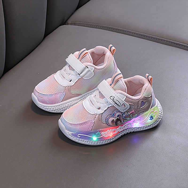 2023 New Breathable Girls LED Lighting Shoes Casual Sports Shoes