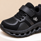 Baskets de sport pour enfants en maille avec empiècements élégants et semelle épaisse ajourée, style décontracté pour le quotidien, disponibles en noir, gris et bleu marine