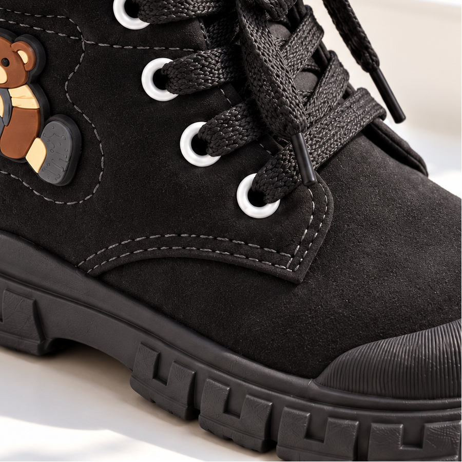 Bottines à lacets Teddy Bear pour enfants avec finition mate douce, col rembourré et semelle épaisse – Style automne et hiver au quotidien en beige, marron et noir