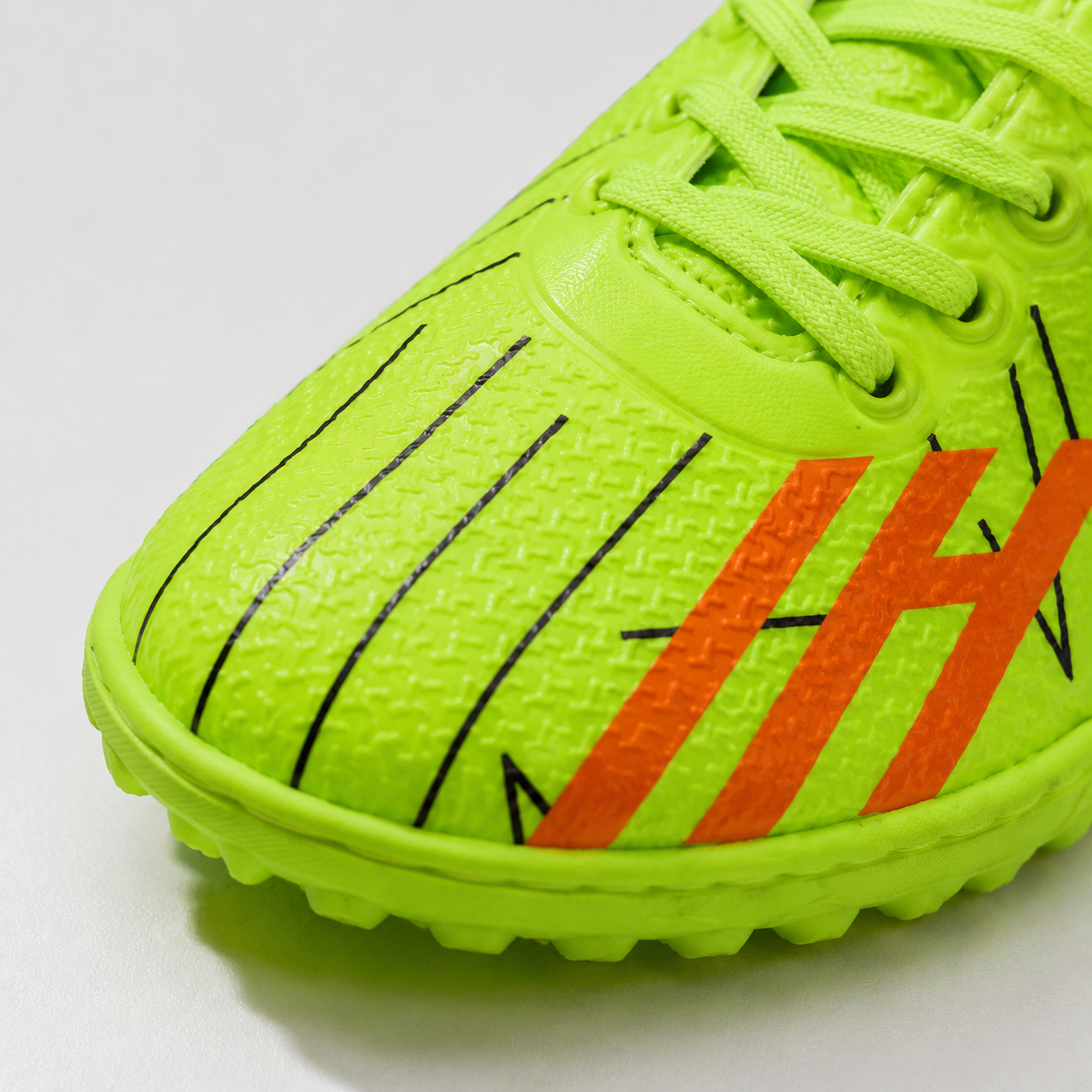 Kids’ Turf Football Shoes – Lightweight Lace-Up Soccer Cleats