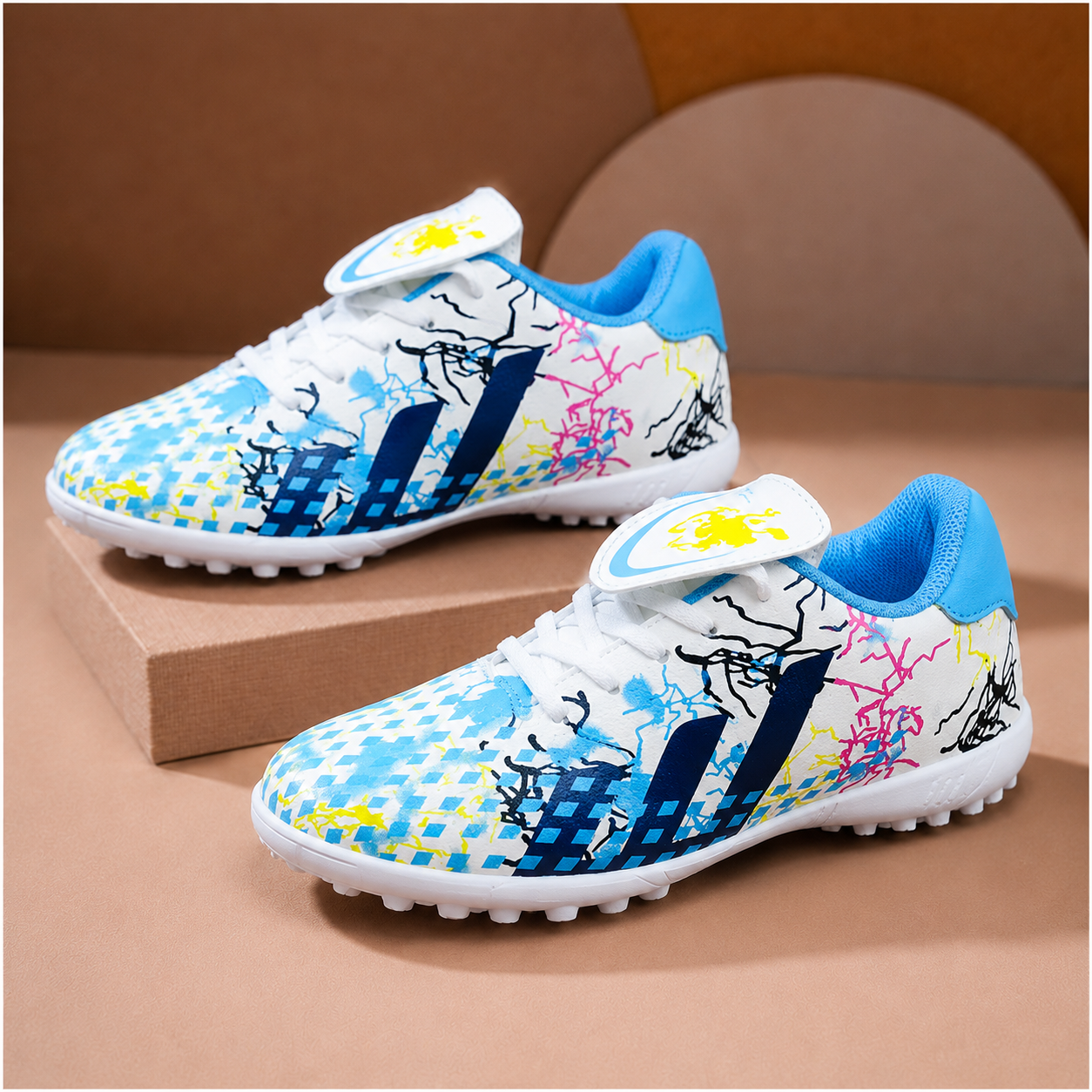 Boys' Graffiti Football Training Shoes – Lightweight Non-Slip Sports Sneakers
