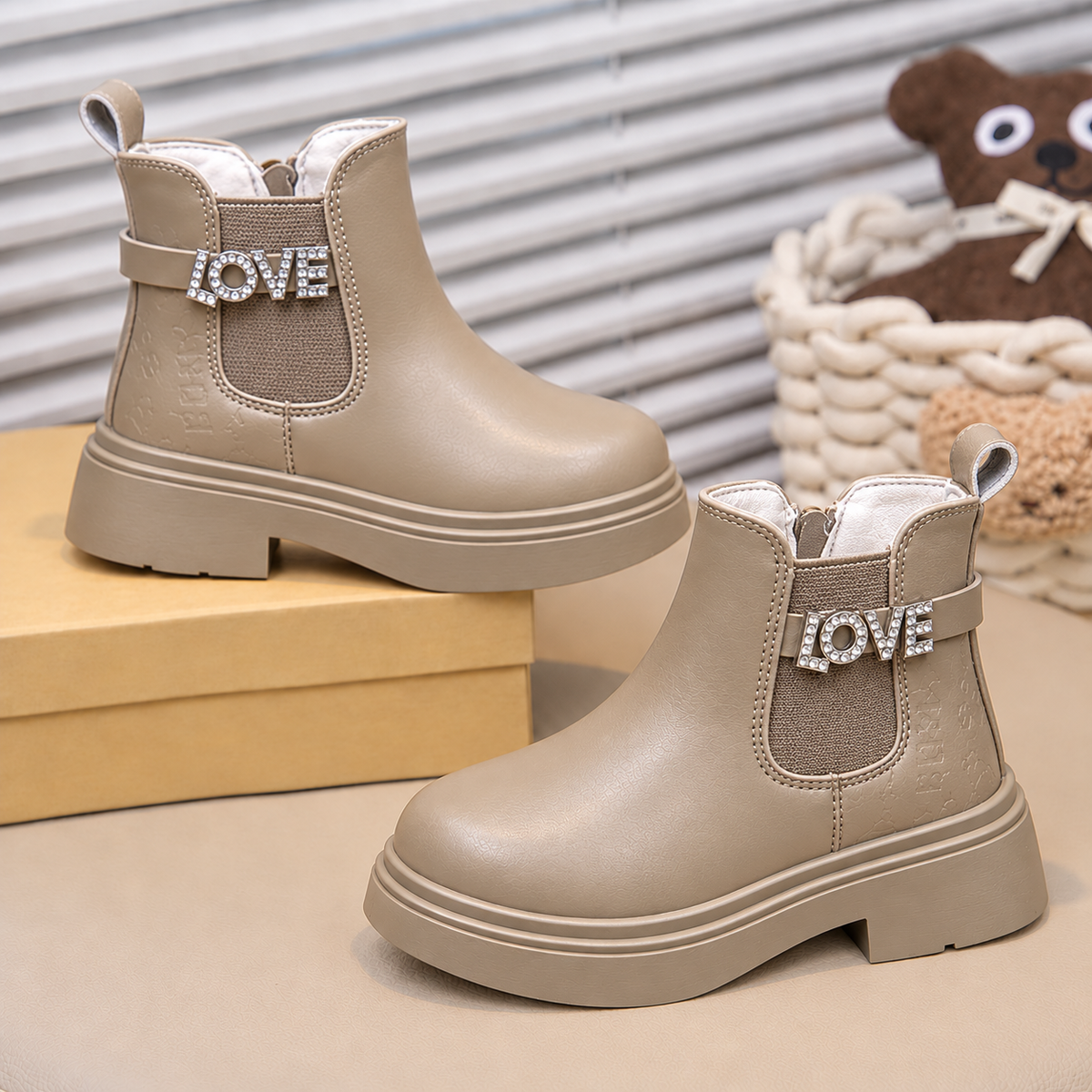 Boots Chelsea chic pour filles – Style, confort et assurance