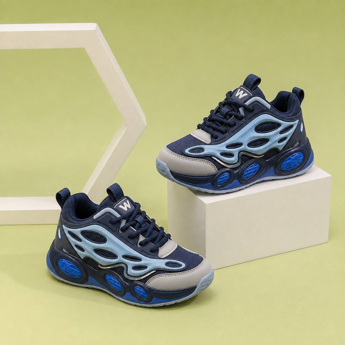 Boys’ Chunky Sport Sneakers – Comfortable, Lightweight & Stylish Everyday Shoes