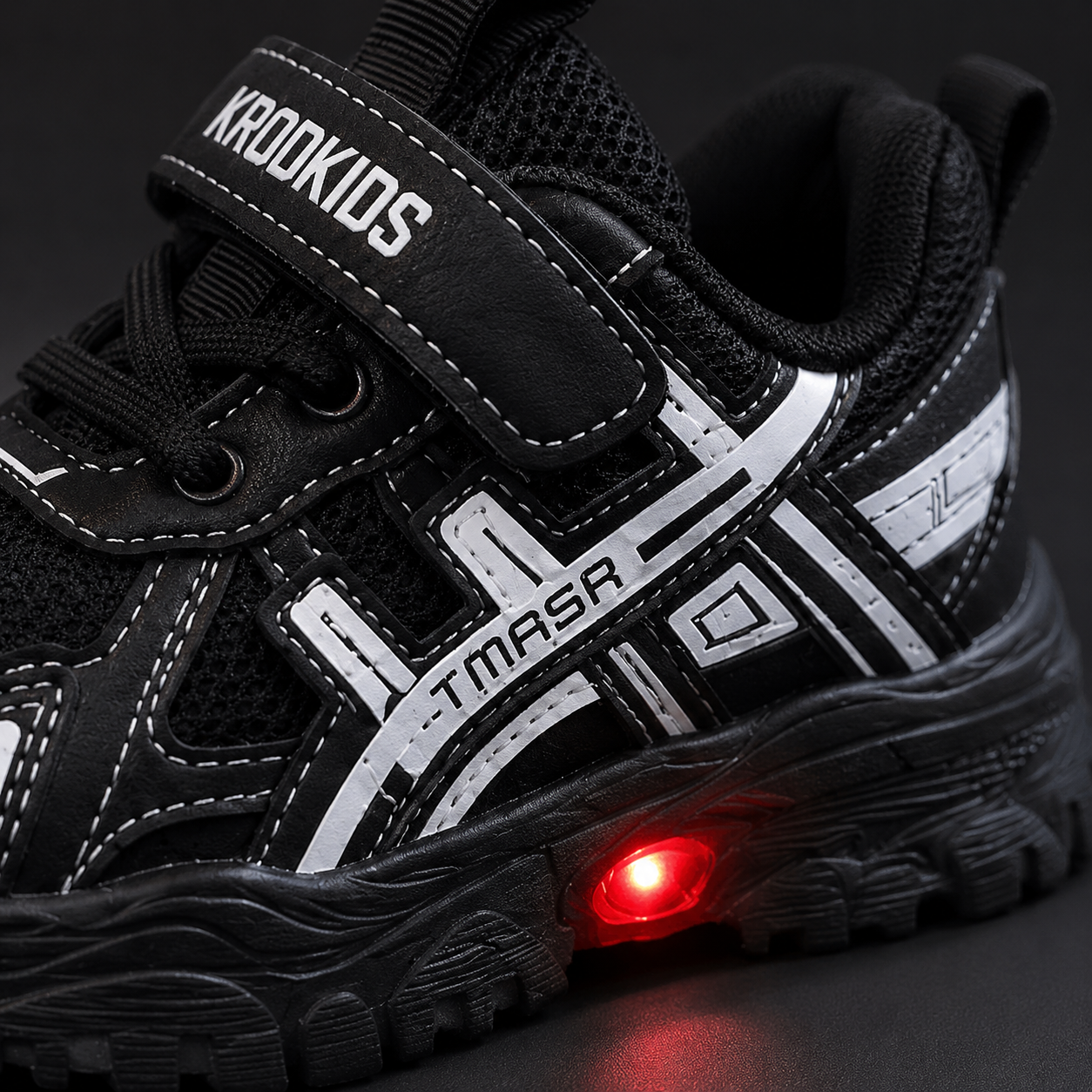 Baskets lumineuses à LED pour enfants – Chaussures légères et respirantes avec fermeture Velcro et semelle antidérapante