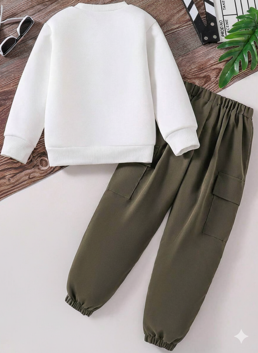 Stylish boys' set with bear print - comfort and elegance for every day!