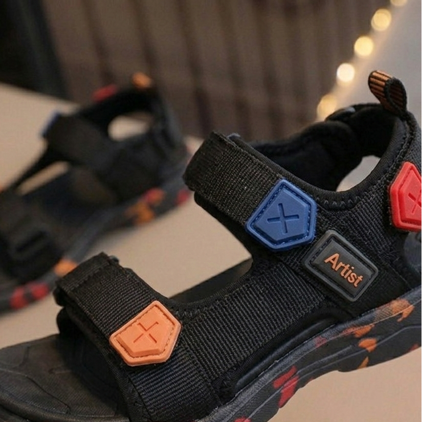 Boys’ Sporty Adjustable Strap Sandals – Lightweight Outdoor Comfort