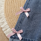 Ensemble 2 pièces salopette en jean avec t-shirt blanc et nœud pour fille