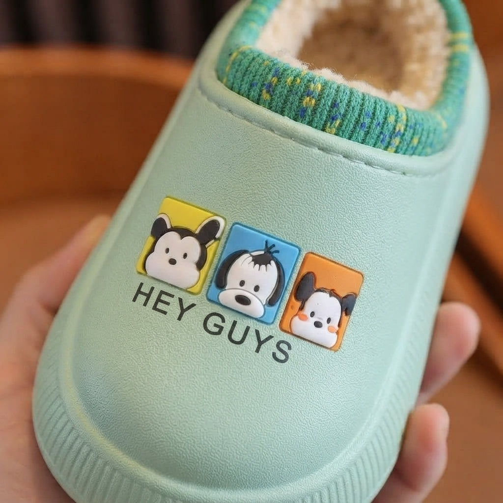 Chaussons douillets et confortables pour enfants : parfaits pour des pieds chauds et confortables