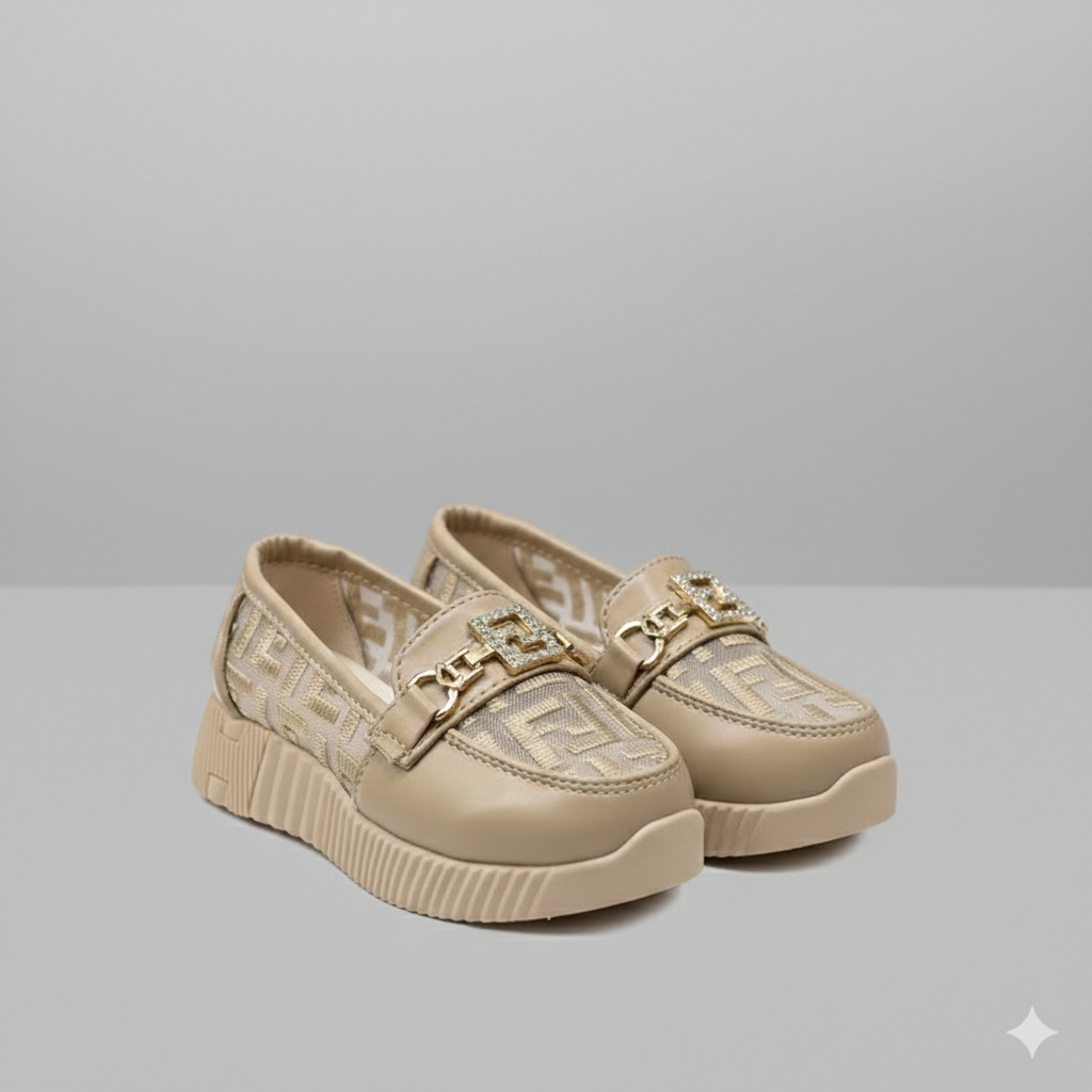 Mocassins tendance pour filles avec semelle épaisse et détails dorés