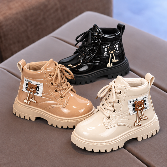 Bottines à lacets vernies pour fille avec semelles épaisses et détails d'ours mignons