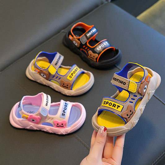 "Comfortable kids sandals with cute cartoon design - lightweight and suitable for summer"