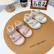 Sandales pour filles à la mode, élégantes et confortables.