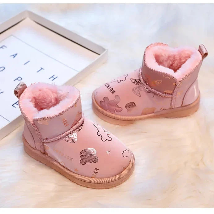 Bottes adorables pour enfants – Design de dessin animé en peluche, chaudes et confortables pour les filles.