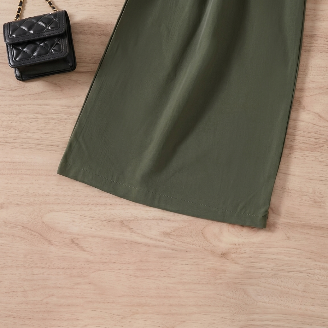Combinaison élégante bicolore pour fille avec manches bouffantes et ceinture à nœud – Noir et Vert Olive