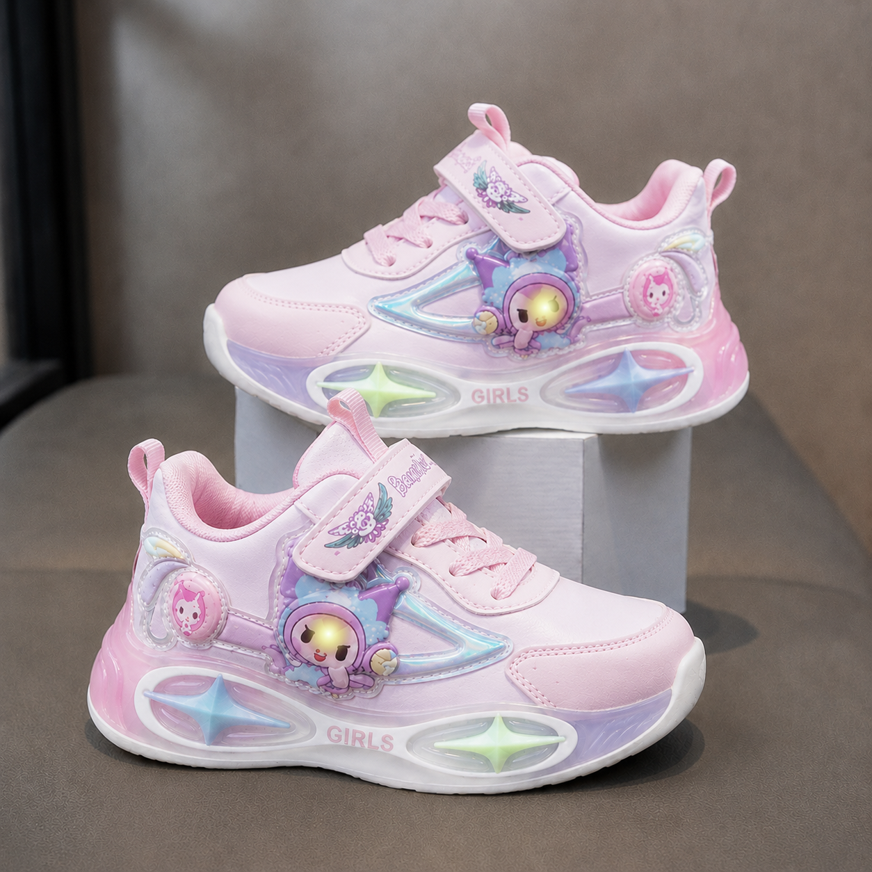 ✨ Light-Up Girls’ Sneakers with a Magical Touch!