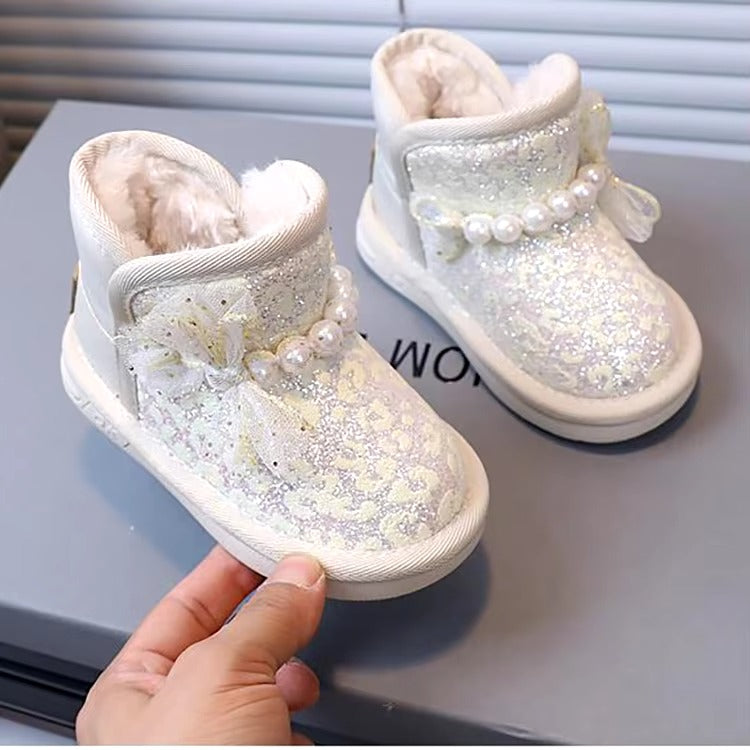 Chaussures élégantes pour filles avec un nœud en perles brillantes