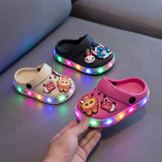 Sabots lumineux à LED pour enfants ✨