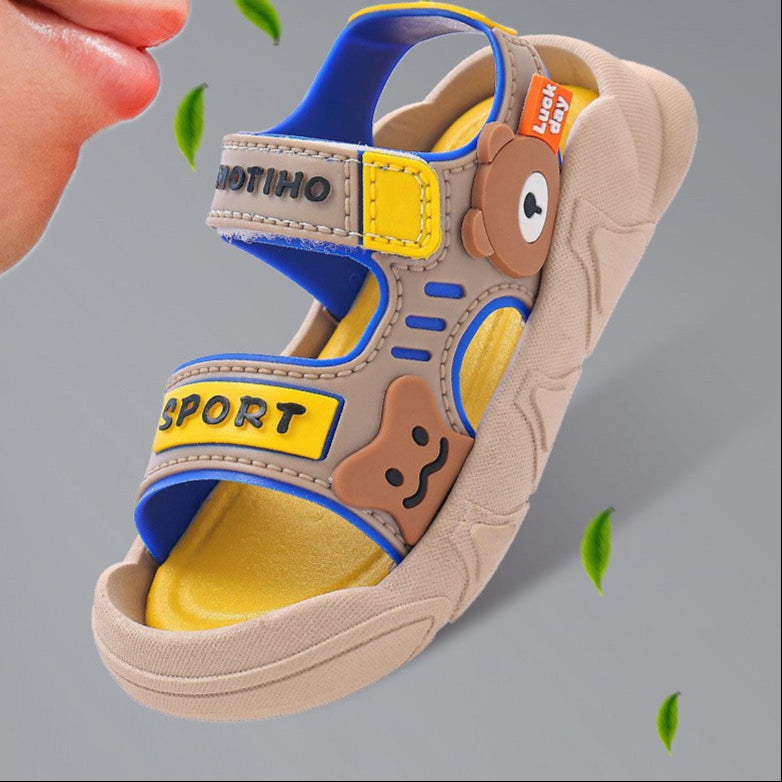 "Comfortable kids sandals with cute cartoon design - lightweight and suitable for summer"