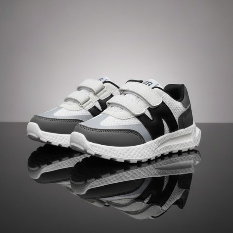 Fashionable children's sneakers made of high-quality materials - comfortable and lightweight for walking and playing