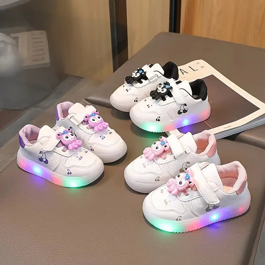 Sparkle Stride: Girl's LED Light Up Skate Shoes - Illuminated Comfort for Outdoor Fun