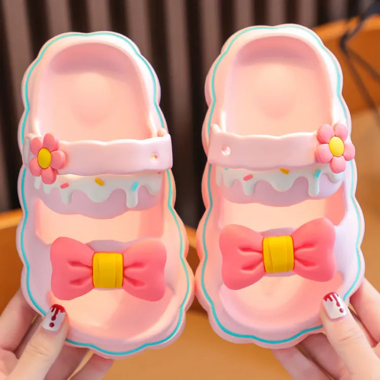 Cute girls summer slippers with bowknot.