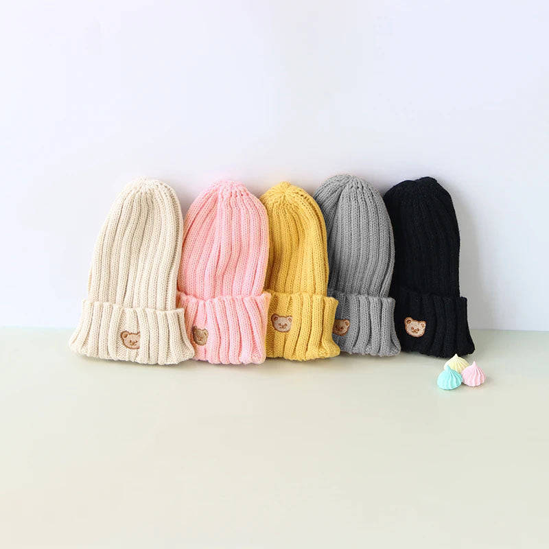 Adorable Bear Bliss : Bonnets en tricot doux de dessin animé mignon pour enfants - Mode confortable d'automne et d'hiver