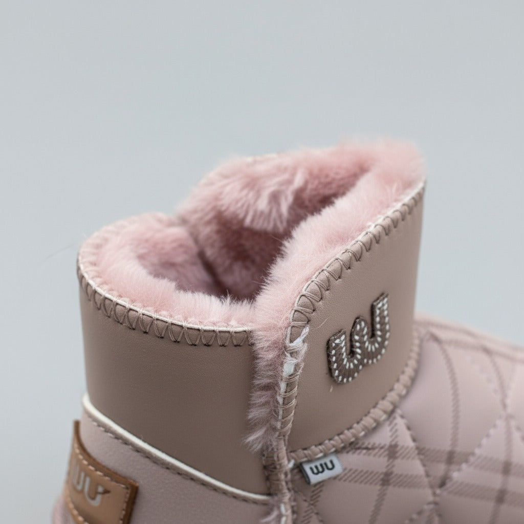 Quilted Winter Boots — Product image: 