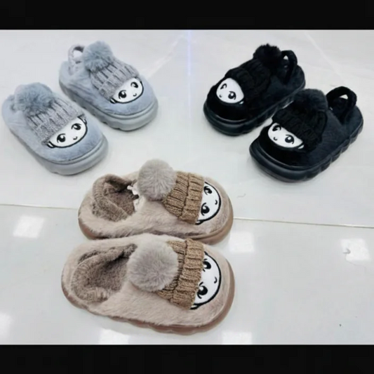 "Chaussons d'hiver chauds à motifs de dessins animés pour enfants - Confort et plaisir à chaque pas !"
