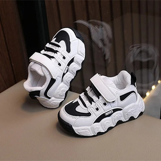 🧒 Kids Chunky Sport Sneakers